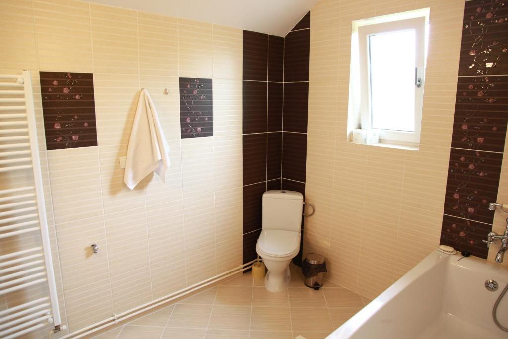 Casa File De Poveste Târgu Jiu Værelse billede